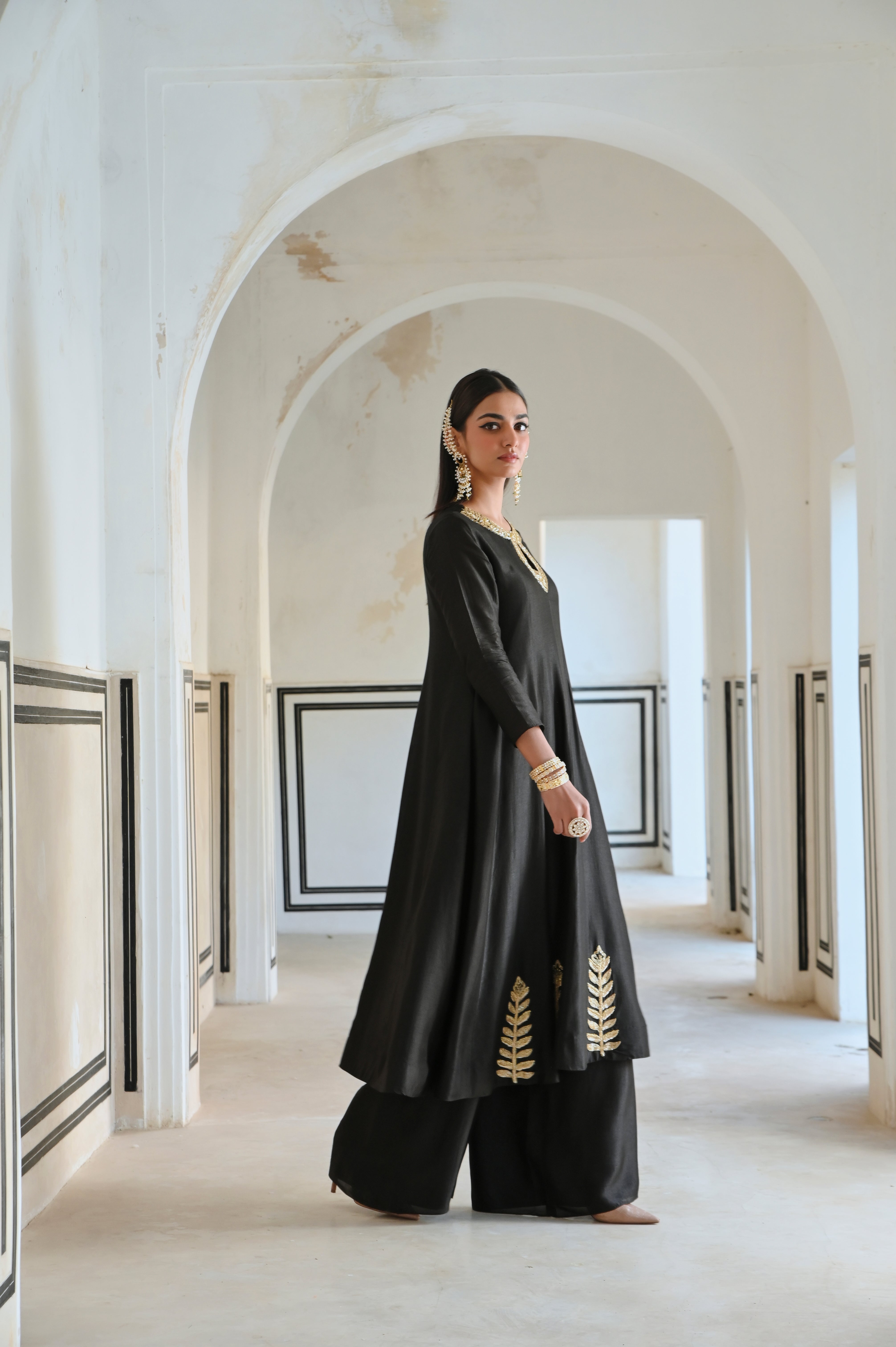 NECKLINE EMBROIDERED FULL KALI ANARKALI AND PALAZZO – Easestudio