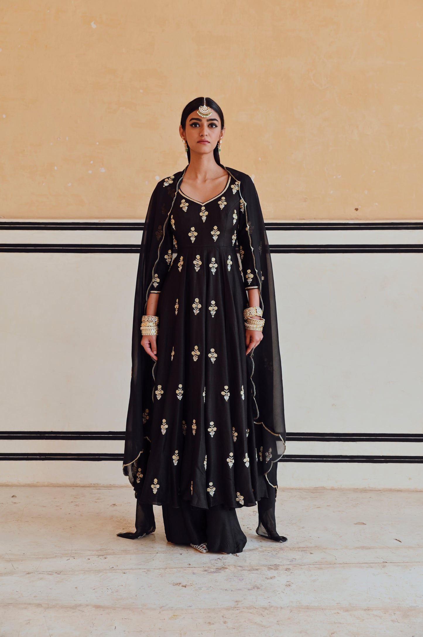 BLACK FLORAL BUTTI EMBROIDERED 12 KALI ANARKALI WITH PALAZZO & DUPATTA