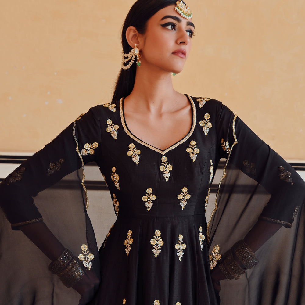 BLACK FLORAL BUTTI EMBROIDERED 12 KALI ANARKALI WITH PALAZZO & DUPATTA