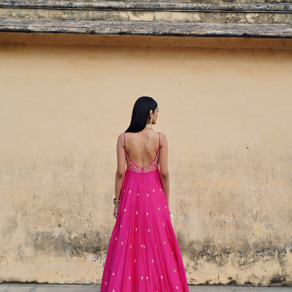 
                      
                        HOT PINK FLORAL JAAL YOKE EMBROIDERED 16 KALI ANARKALI WITH DUPATTA
                      
                    