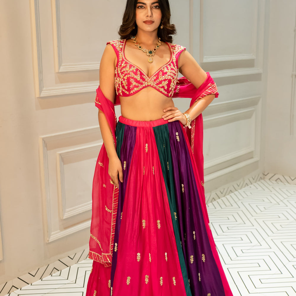 
                      
                        ROYAL BLUE DEEP NECKLINE EMBROIDERED SLEEVELESS BLOUSE WITH FLORAL BUTTI EMBROIDERED LEHENGA AND DUPATTA- EC-LH-RAHI25-25- RoyalBlue
                      
                    