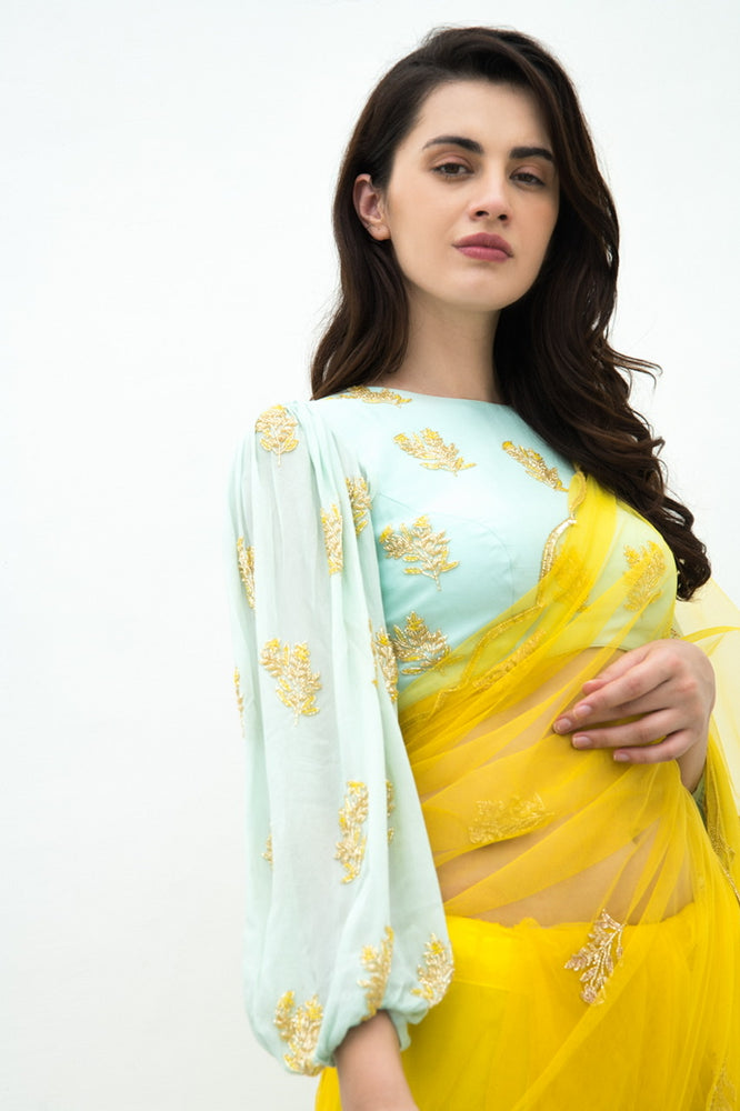 
            
                Load image into Gallery viewer, MUSING SAREE
            
        
