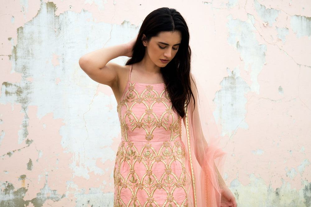 
                      
                        FERVOR SHARARA SET
                      
                    