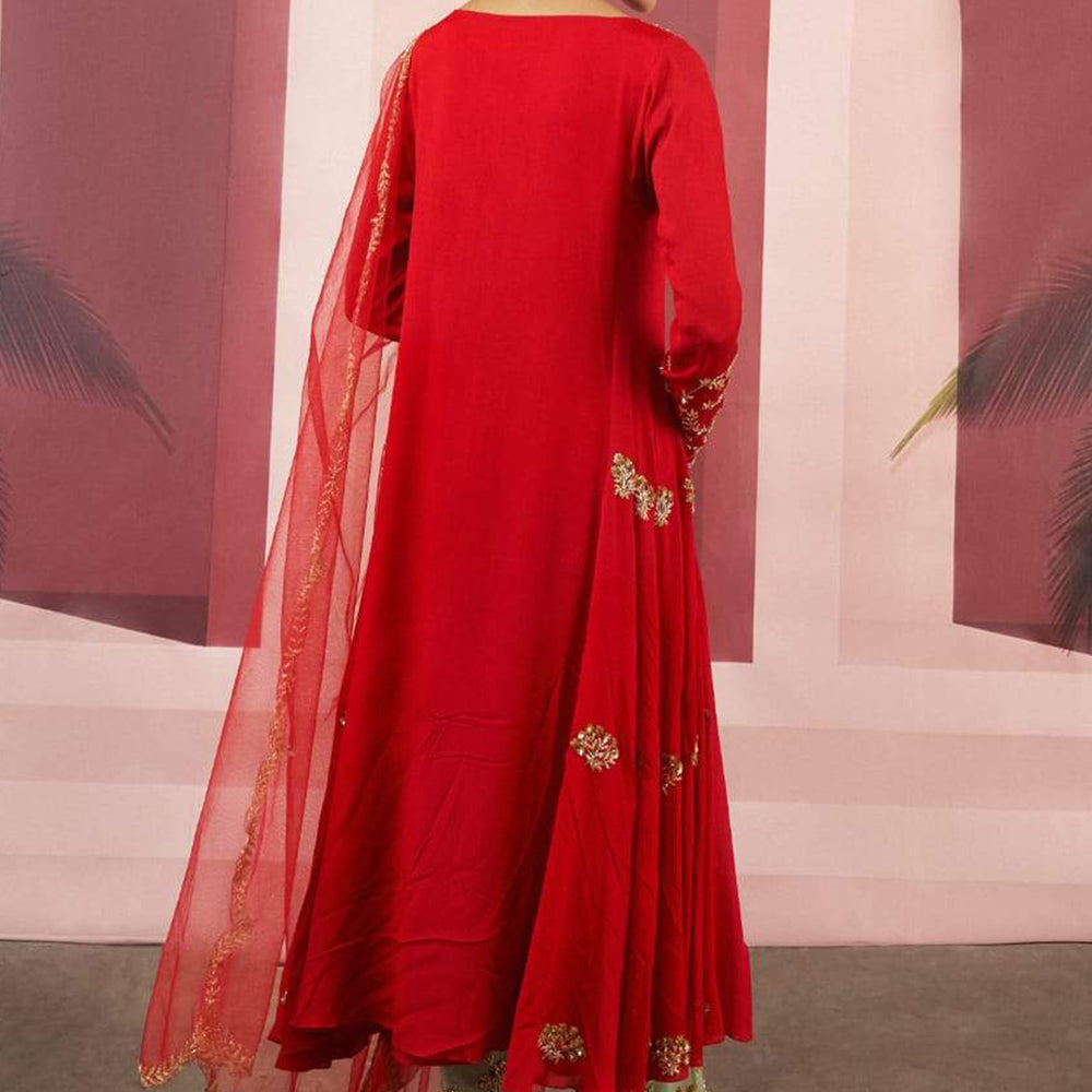 
                      
                        Scarlet Red Handcrafted Yoke Raglan Full Sleeve Long Kurta
                      
                    