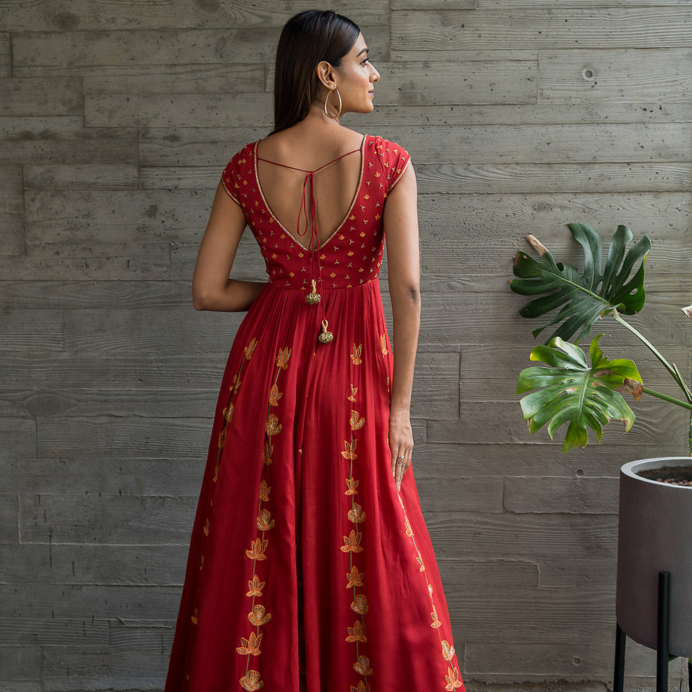 
                      
                        Bell Sleeved & Traditional Kali styled Red Anarkali
                      
                    