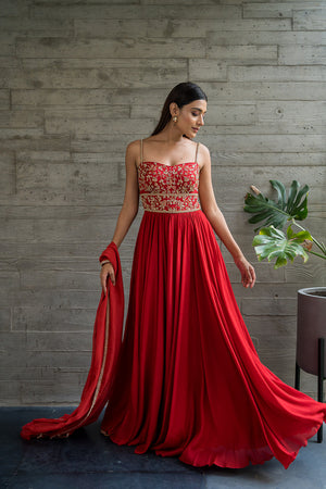 
            
                Load image into Gallery viewer, RED CORSET ANARKALI
            
        
