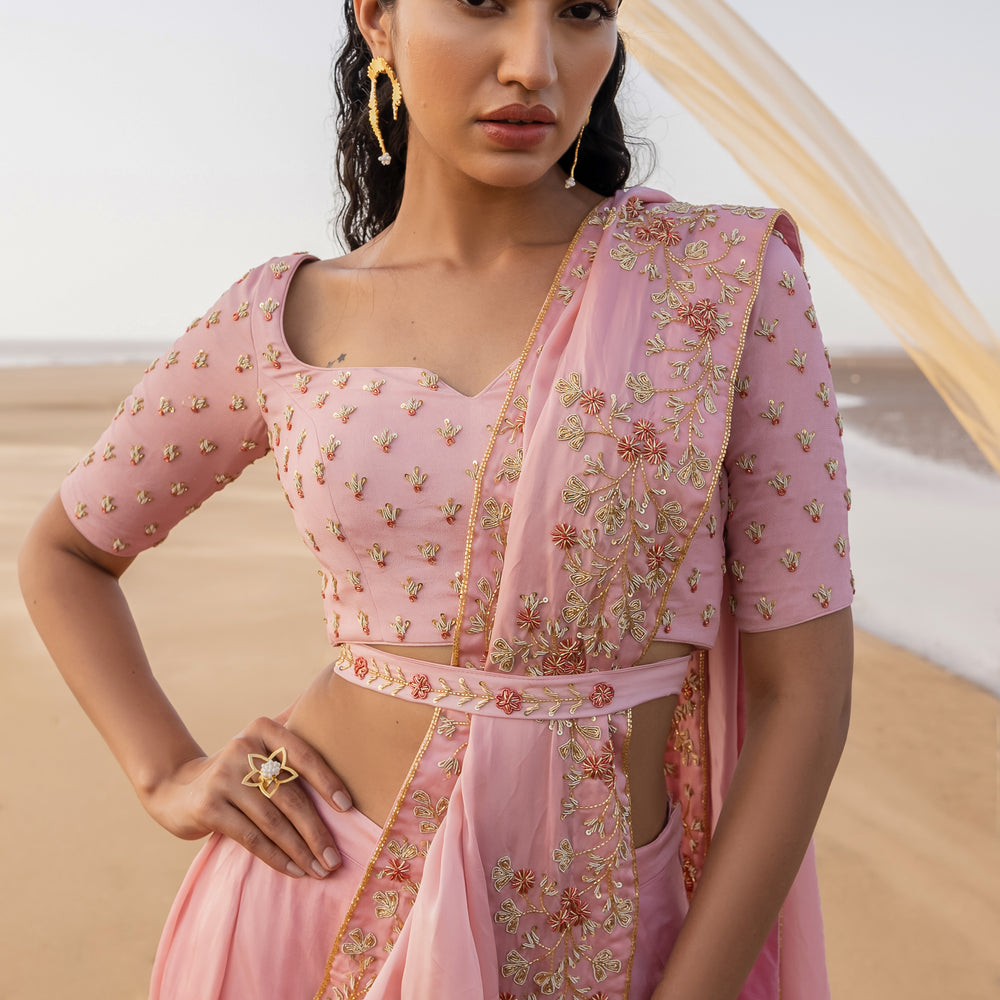 BABY PINK HALF KALI BUTTI GHAGARA SARI WITH BELT AND SMALL BUTTI BLOUSE ALONG WITH BORDER DUPATTA