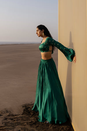
            
                Load image into Gallery viewer, BOTTLE GREEN LEHENGA
            
        
