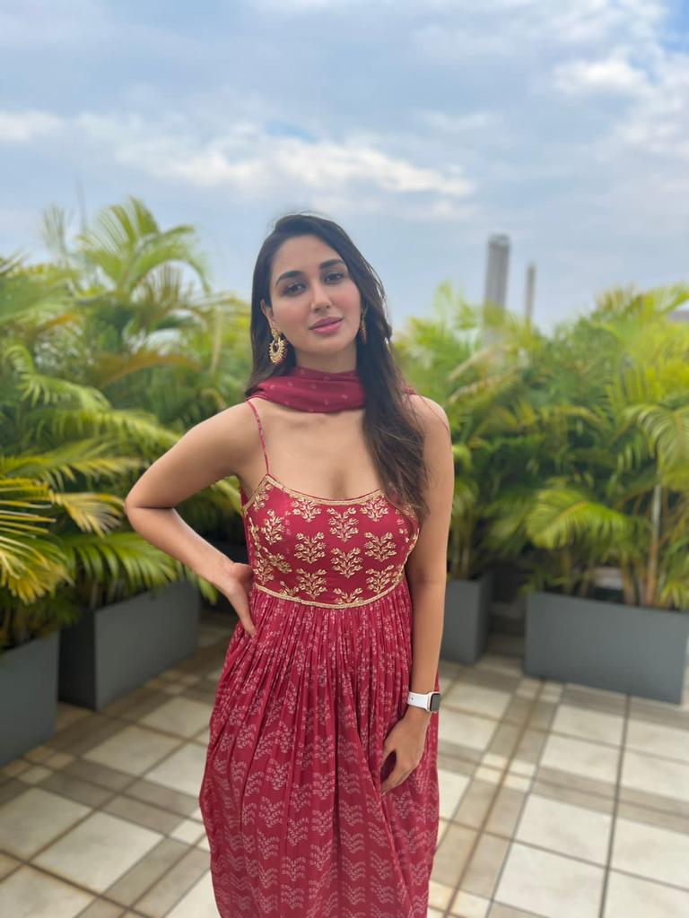 Nikita Dutta in Maroon Printed Backless Anarkali